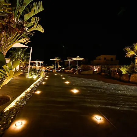 Queen Elegant Mykonos Town
