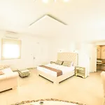 Queen Elegant 別荘 Mykonos Town